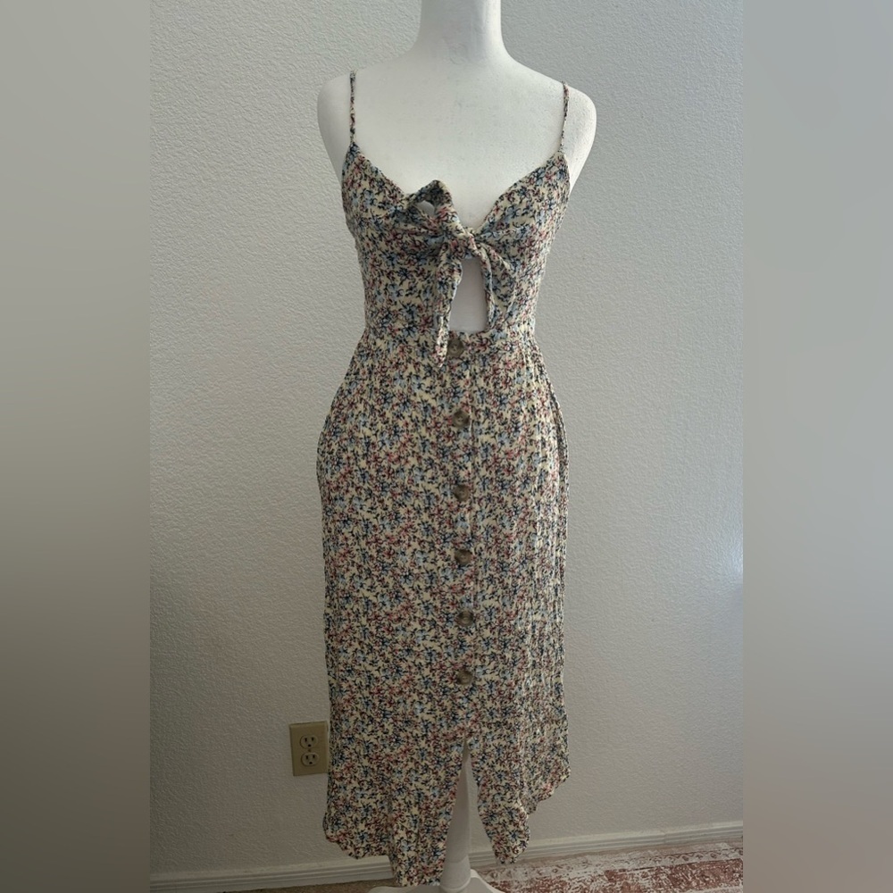 Mimi Chica Floral Tie-Front Midi Dress